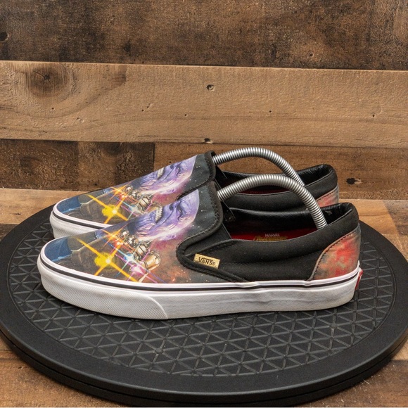 VANS X MARVEL INFINITY WARS SLIP ON MENS ATHLETIC SHOES THANOS PRINT LOW SZ 9.5 - Picture 8 of 9